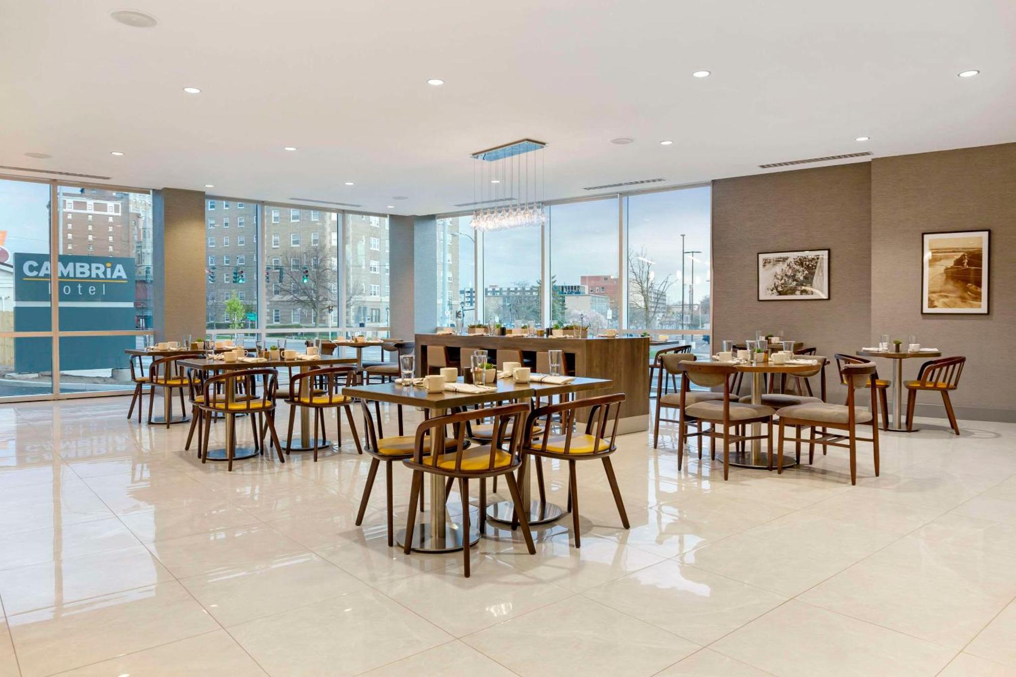 Cambria Hotel Ніагара-Фоллс Екстер'єр фото