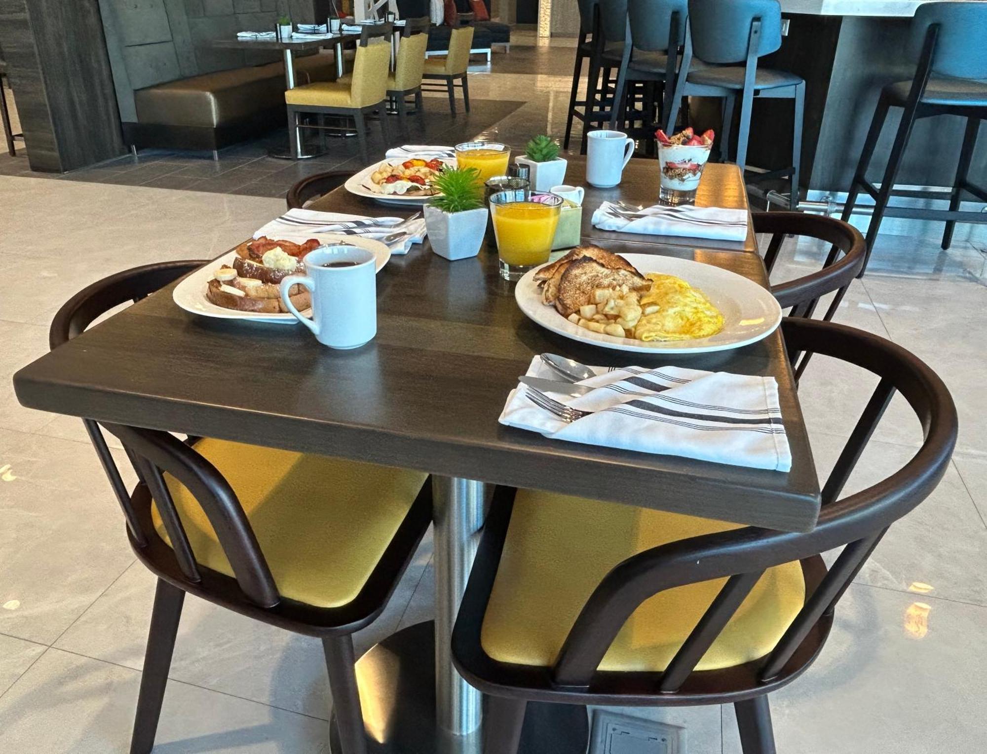 Cambria Hotel Ніагара-Фоллс Екстер'єр фото
